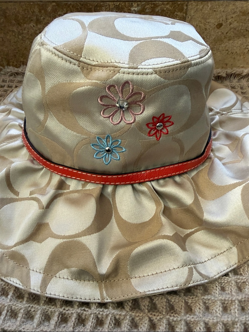 Coach Beige Signature Sun Hat with Coral Trim floppy hat